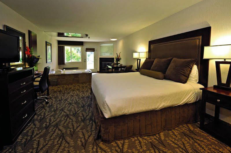 Shilo Inn Suites Hotel - Bend Eksteriør bilde